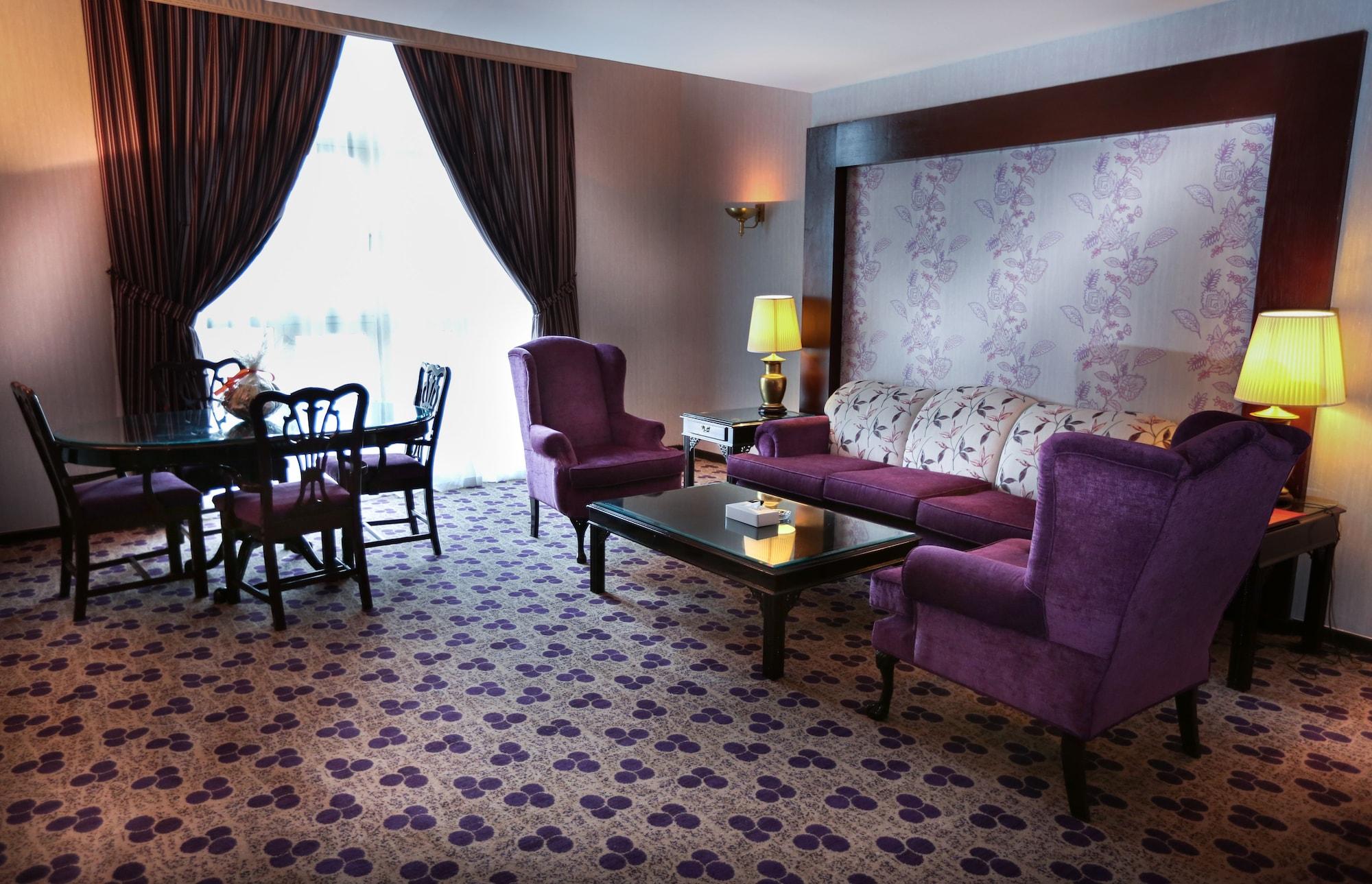 Hawthorn Suites By Wyndham El-Huber Dış mekan fotoğraf